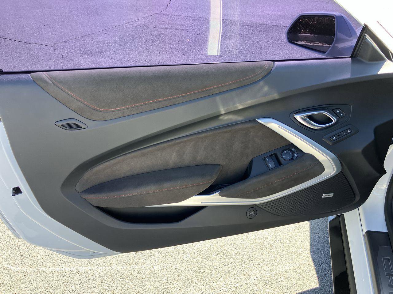 Used 2017 Chevrolet Camaro ZL1 image 14