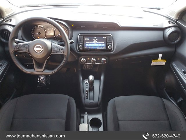 New 2025 Nissan Kicks Play S image 12