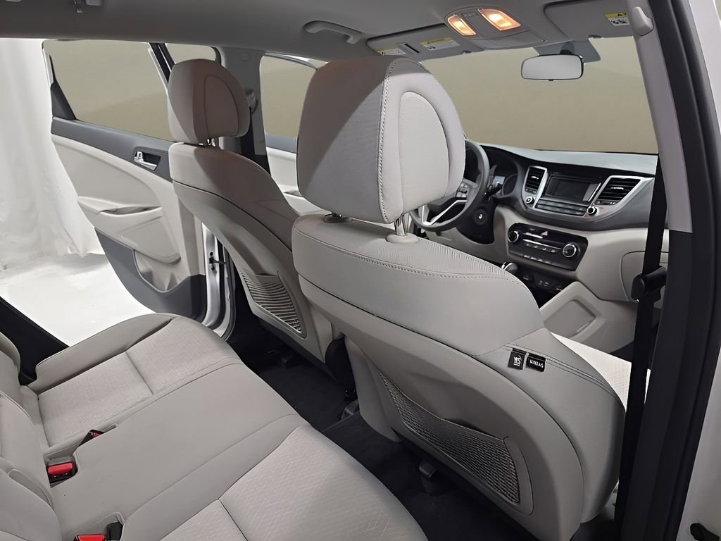 Used 2017 Hyundai Tucson SE image 16