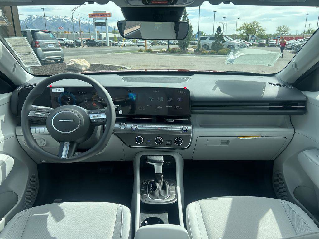 New 2026 Hyundai Kona SE image 12