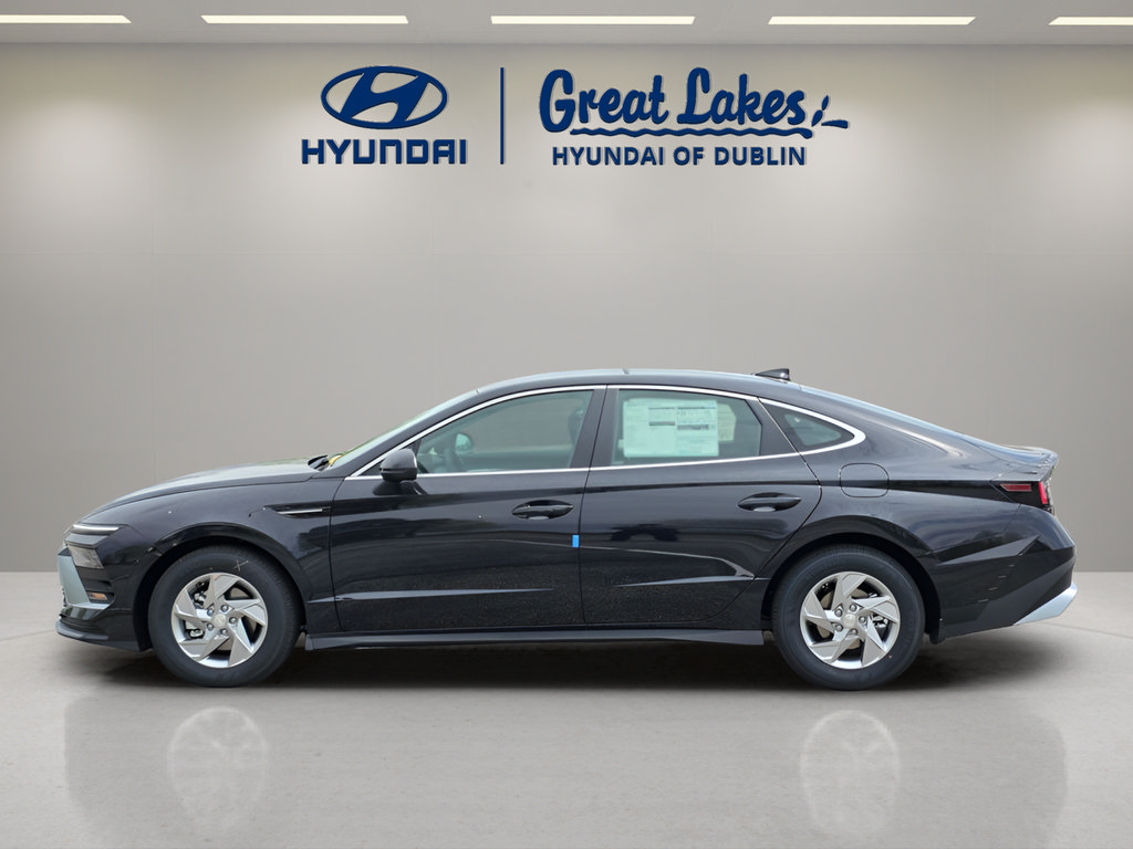 New 2026 Hyundai Sonata SE FWD image 2