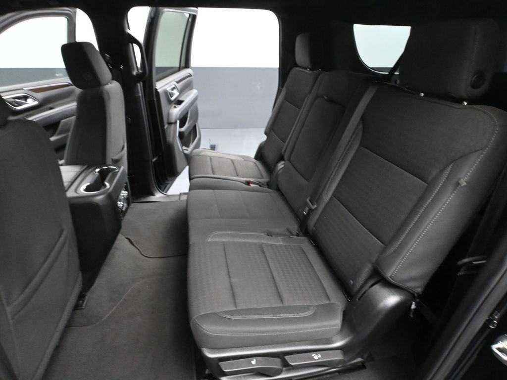 Used 2024 GMC Yukon XL SLE image 38