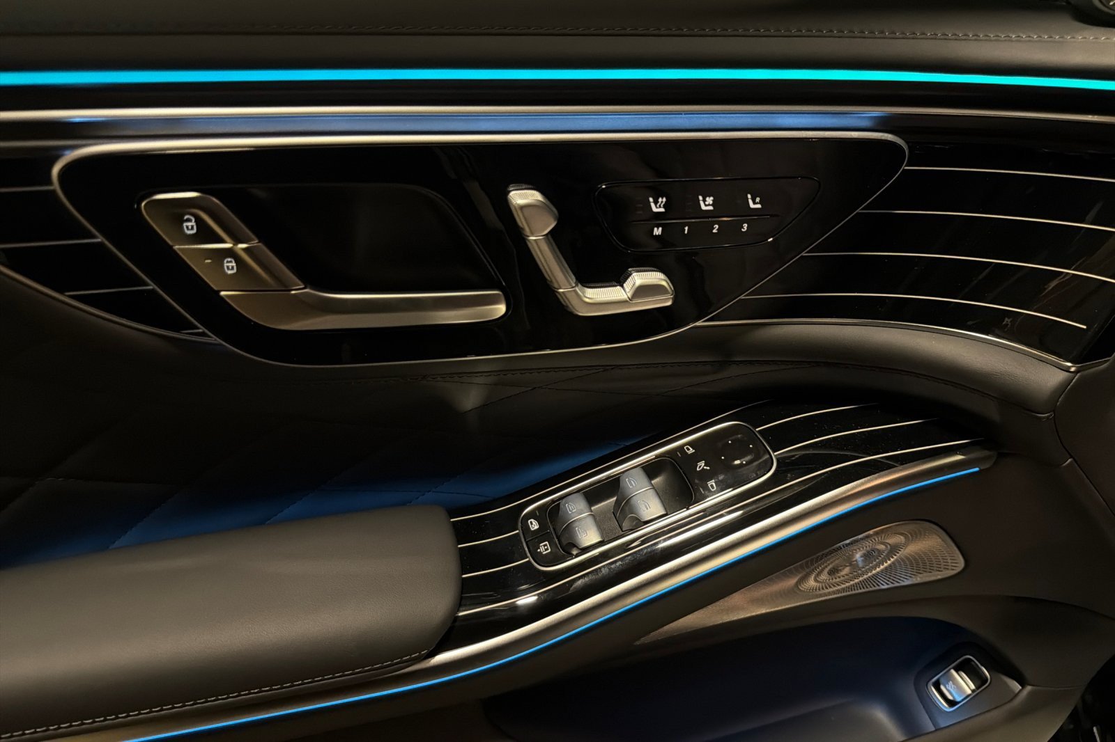 New 2027 Mercedes-Benz S 580 4MATIC Sedan image 10