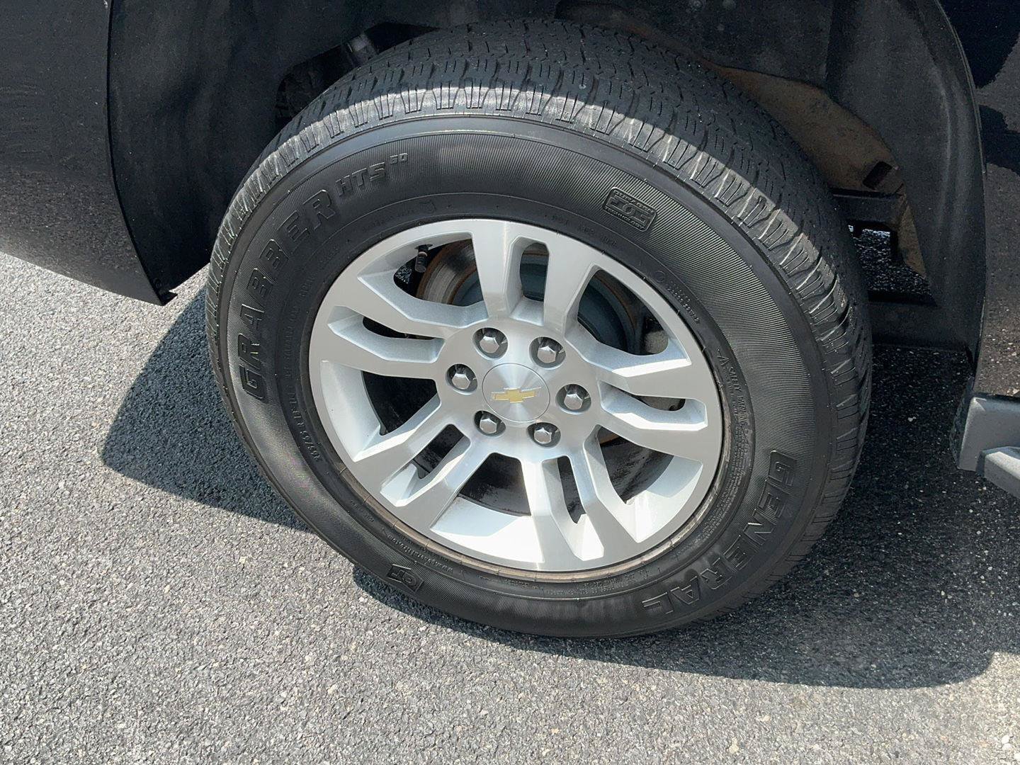 Used 2018 Chevrolet Tahoe LS AWD/4WD image 5