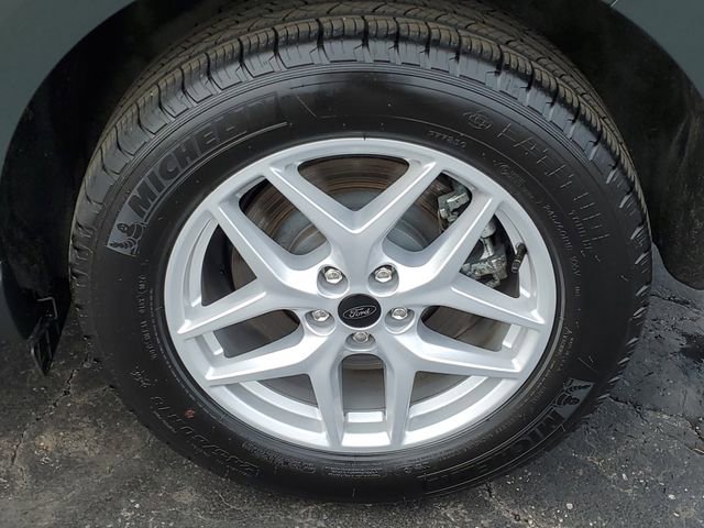 Certified 2024 Ford Edge SEL w/ Convenience Package image 5