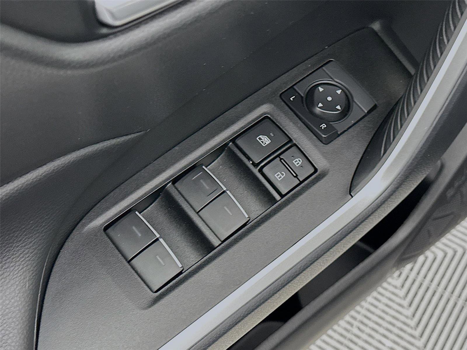 Certified 2025 Toyota RAV4 XLE AWD/4WD image 19