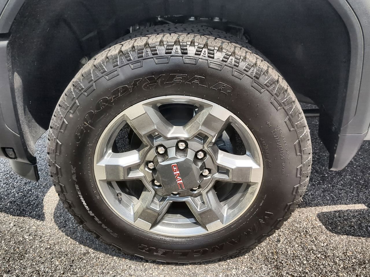 New 2026 GMC Sierra 2500 SLT w/ SLT Premium Package image 34