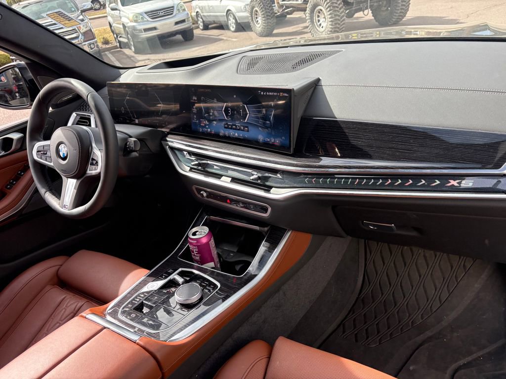 Used 2026 BMW X5 xDrive40i w/ M Sport Package image 62
