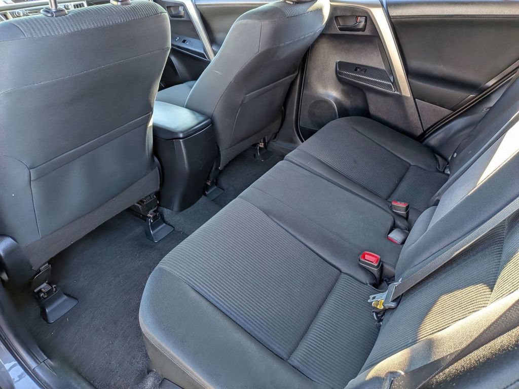 Used 2014 Toyota RAV4 LE AWD/4WD image 27