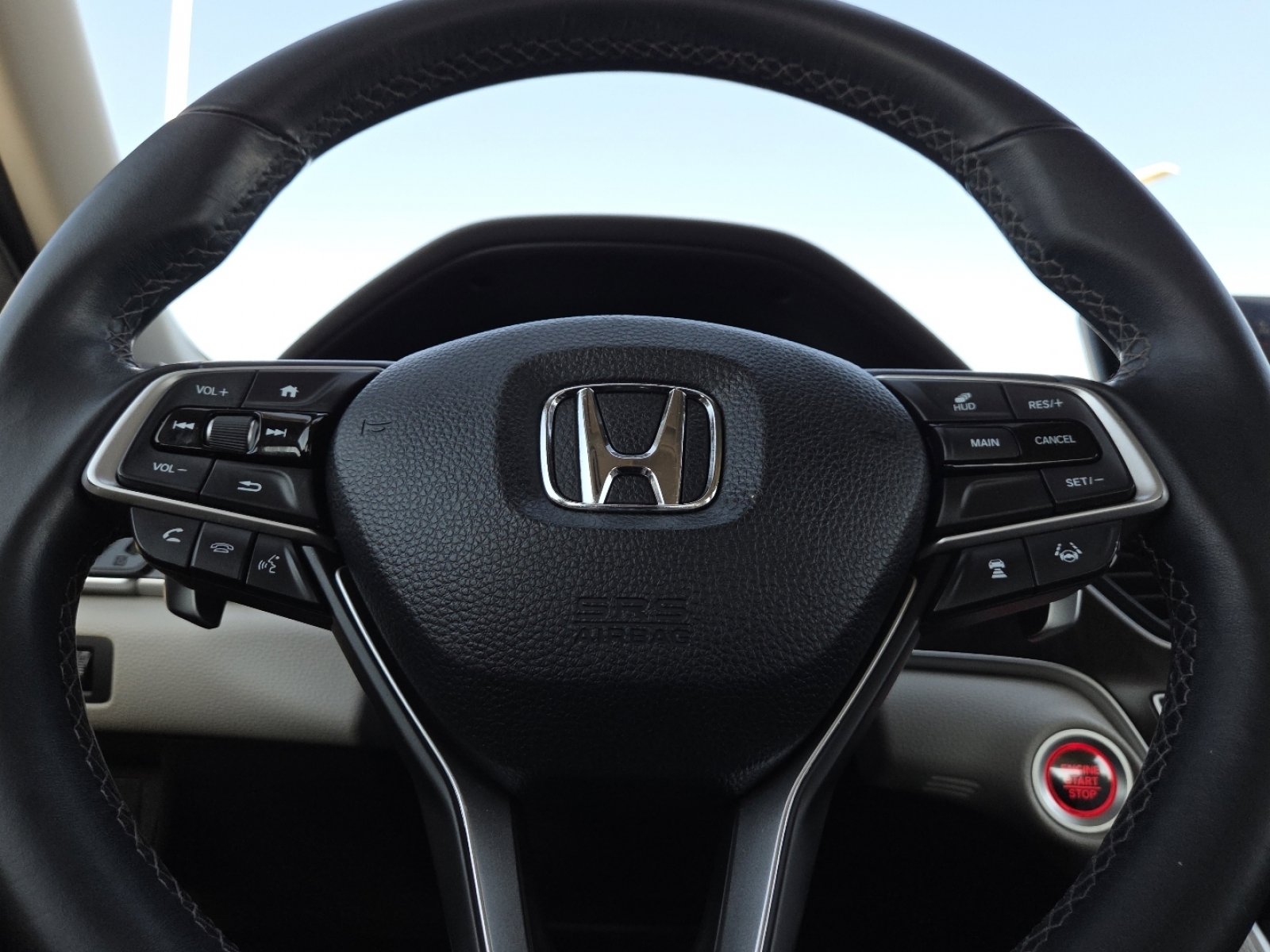 Used 2018 Honda Accord Touring image 27