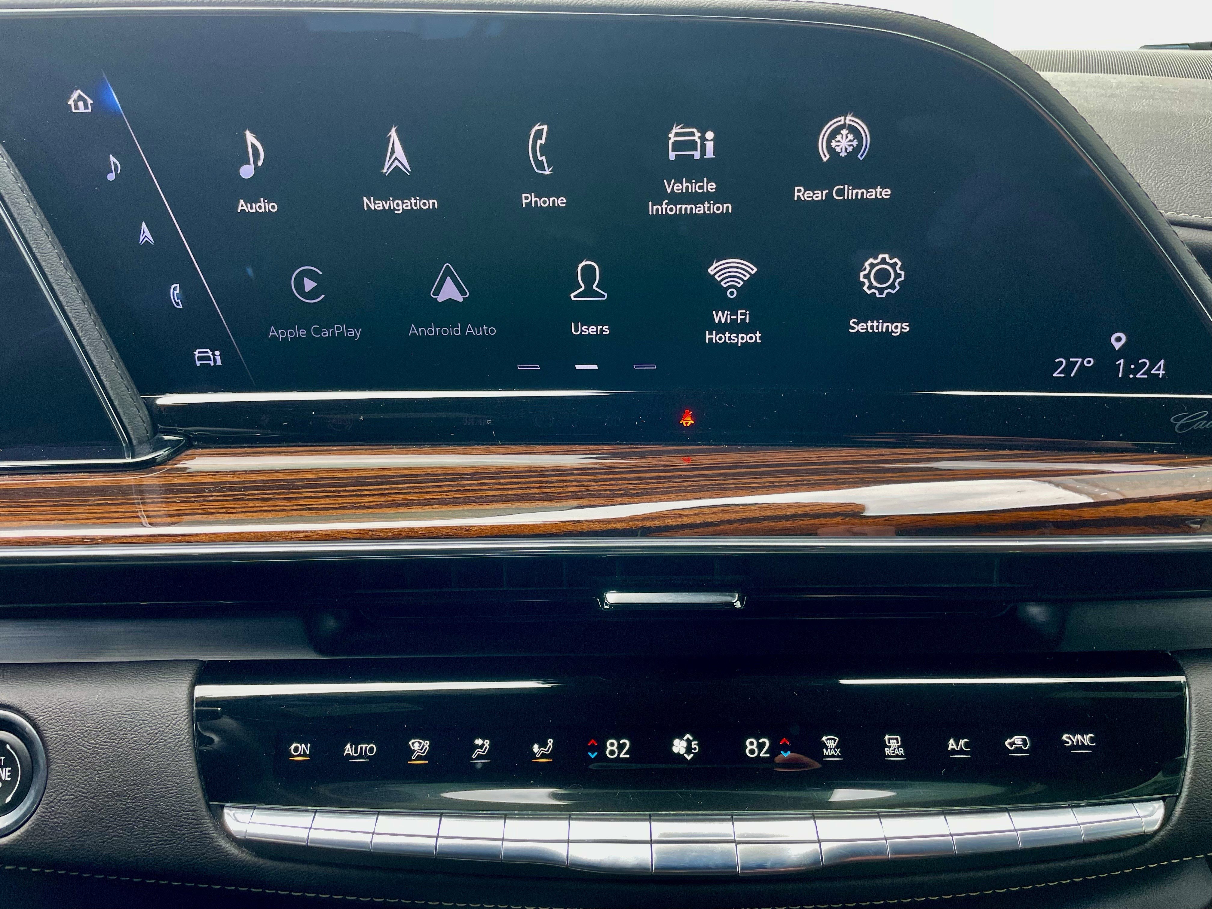 Used 2023 Cadillac Escalade Premium Luxury image 19