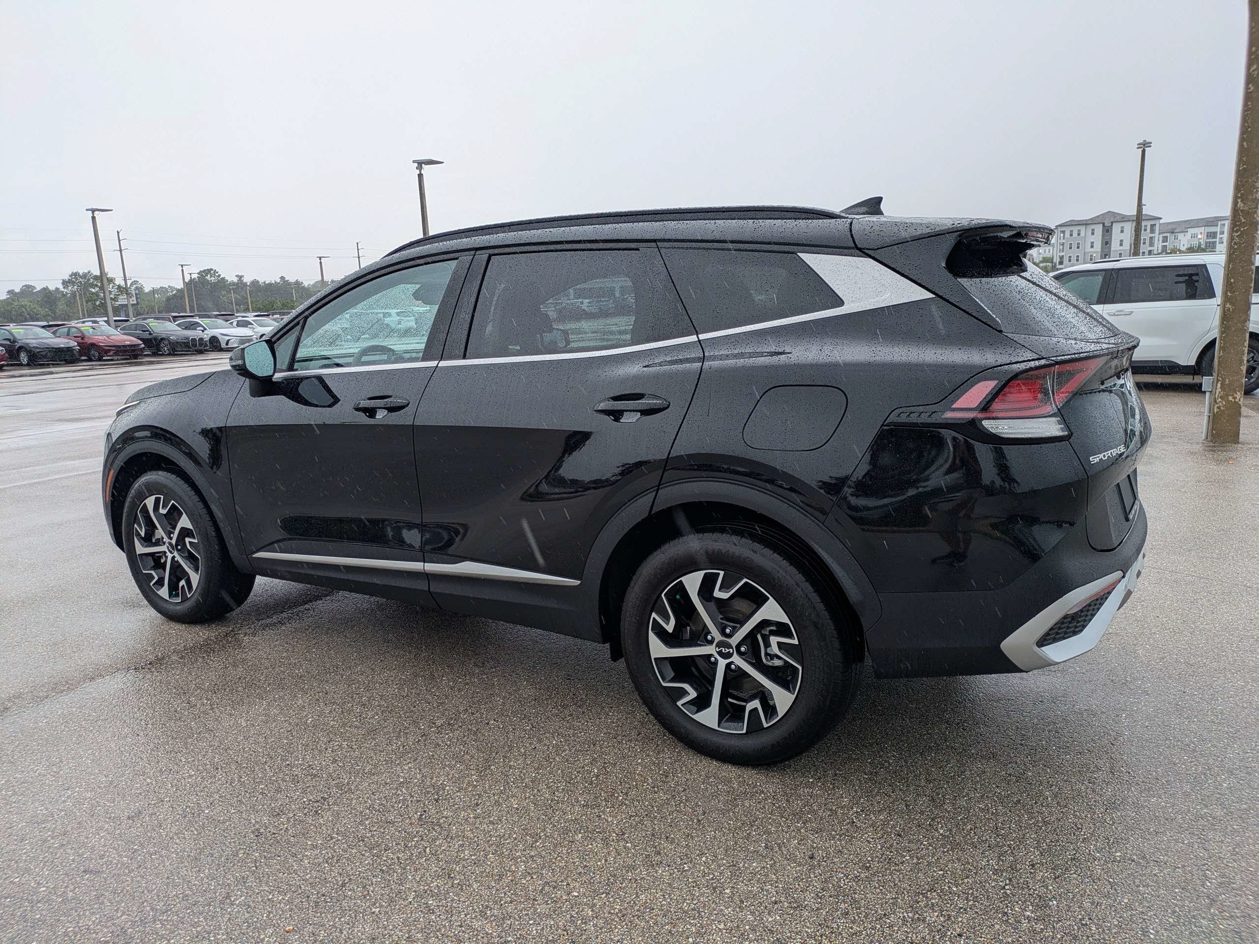 Used 2025 Kia Sportage EX w/ Premium Package AWD/4WD image 6