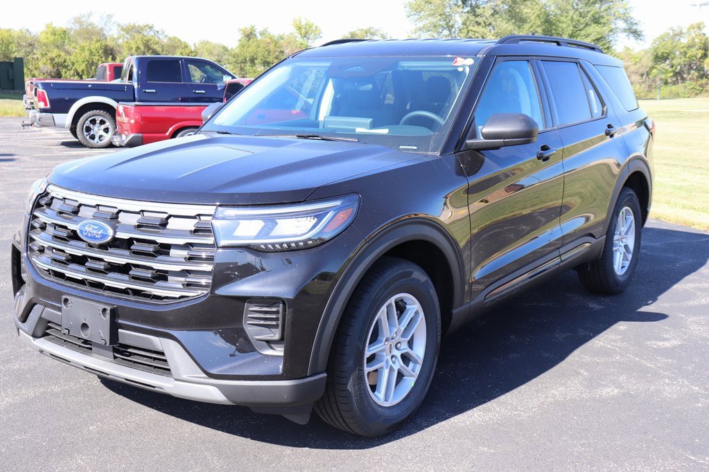New 2026 Ford Explorer Active image 6