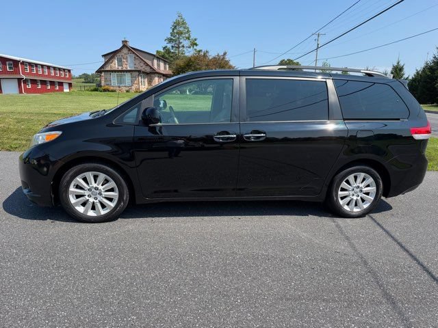 Used 2014 Toyota Sienna XLE w/ Entertainment Package AWD/4WD image 2