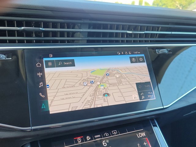 Used 2021 Audi Q8 Premium w/ Black Optic Package image 19