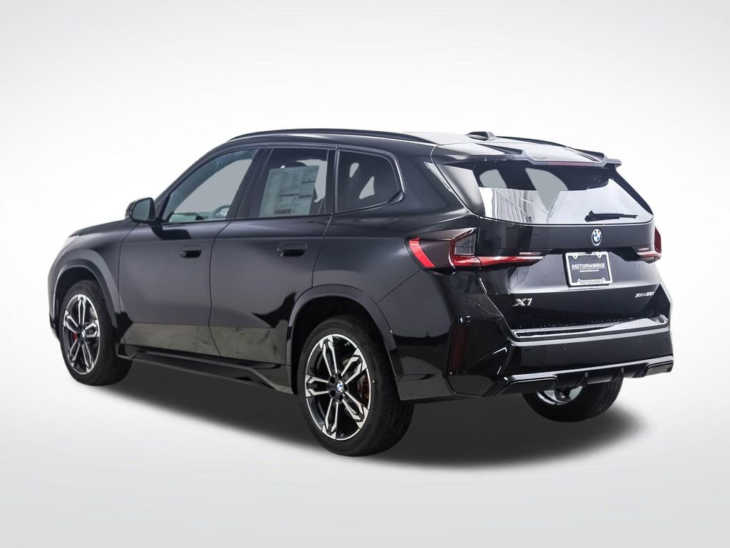 New 2026 BMW X1 xDrive28i w/ Technology Package AWD/4WD image 3