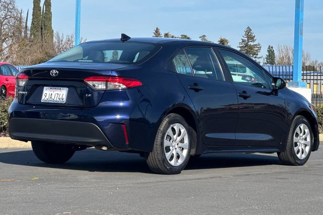 Used 2024 Toyota Corolla LE image 3