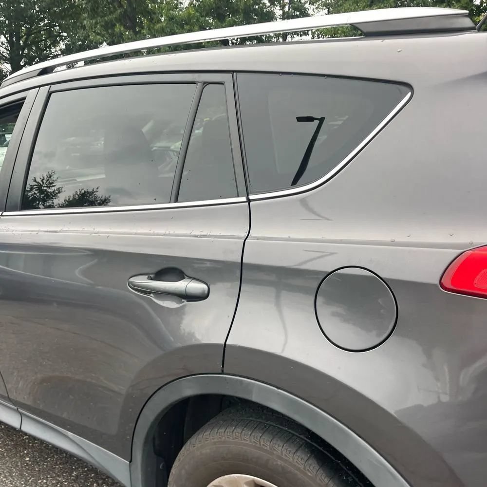 Used 2015 Toyota RAV4 XLE AWD/4WD image 6