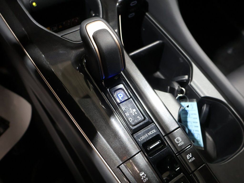 Used 2025 Toyota Crown Signia image 31