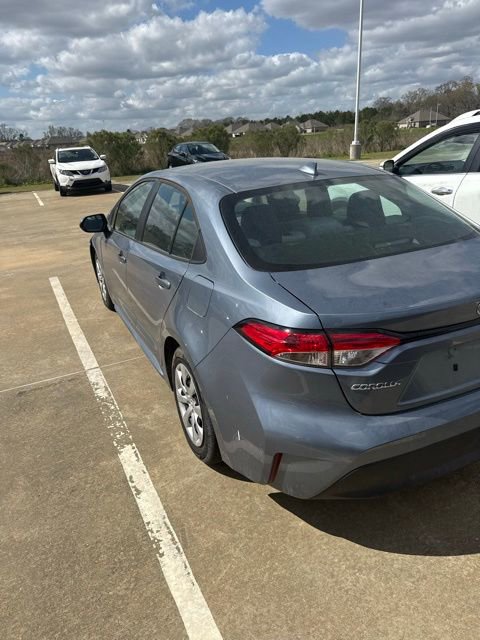 Used 2023 Toyota Corolla LE image 4