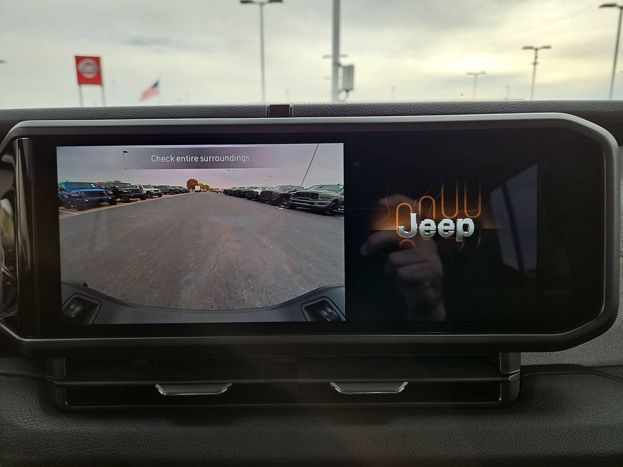 New 2026 Jeep Gladiator Sport AWD/4WD image 24