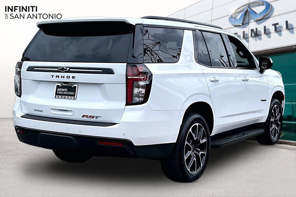 Used 2023 Chevrolet Tahoe RST AWD/4WD image 2