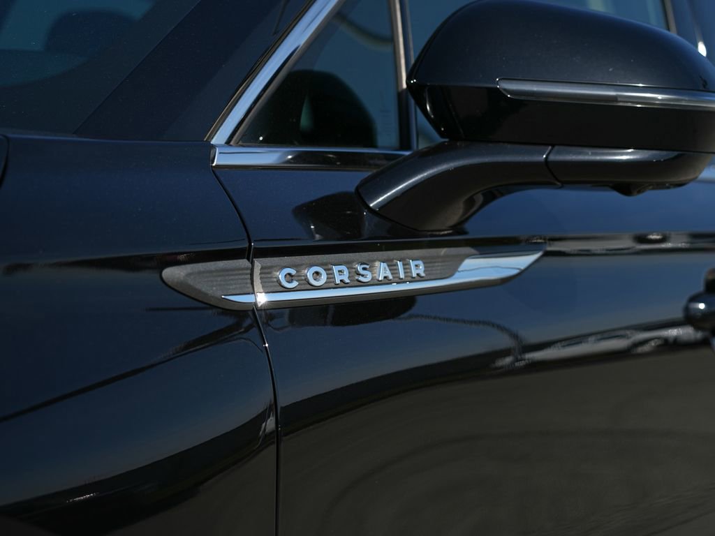Used 2023 Lincoln Corsair AWD w/ Equipment Group 101A image 10