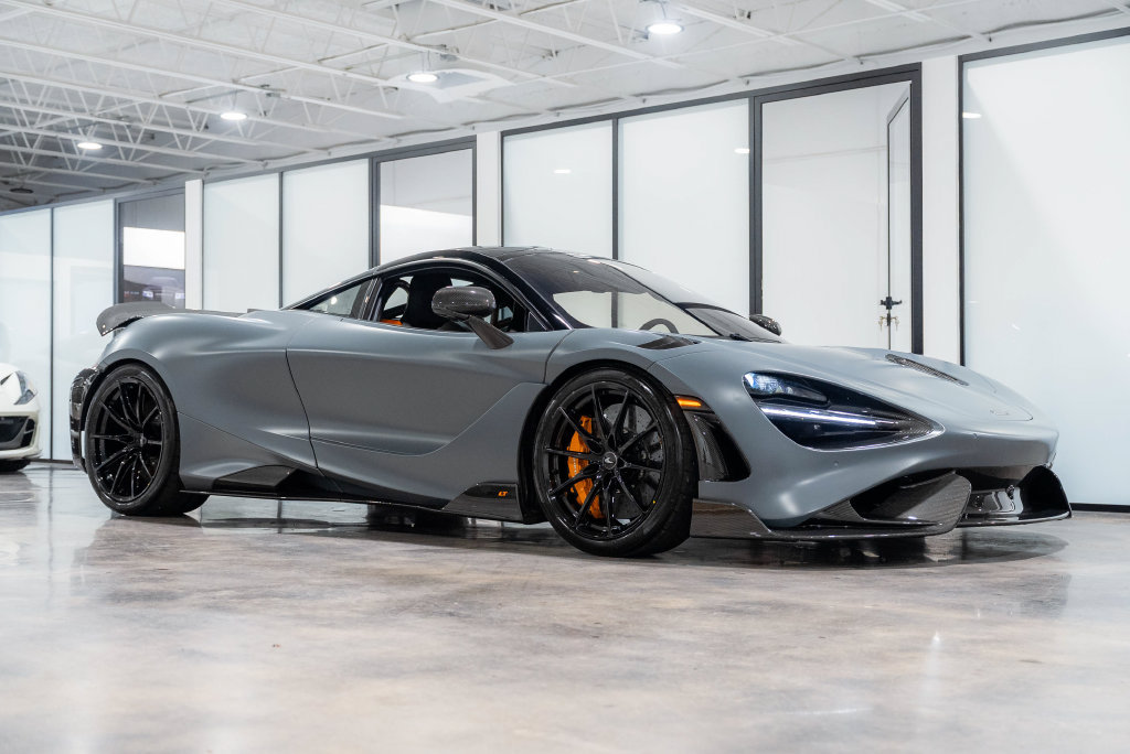 Used 2021 McLaren 765LT RWD image 2