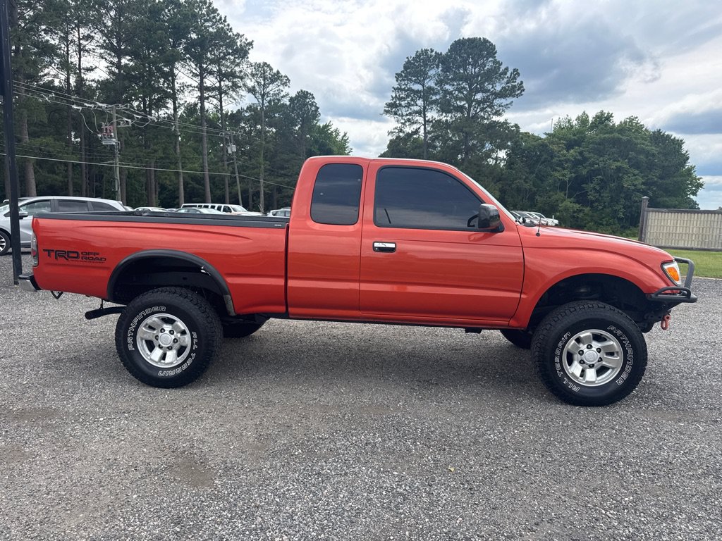 Used 2000 Toyota Tacoma PreRunner RWD image 14