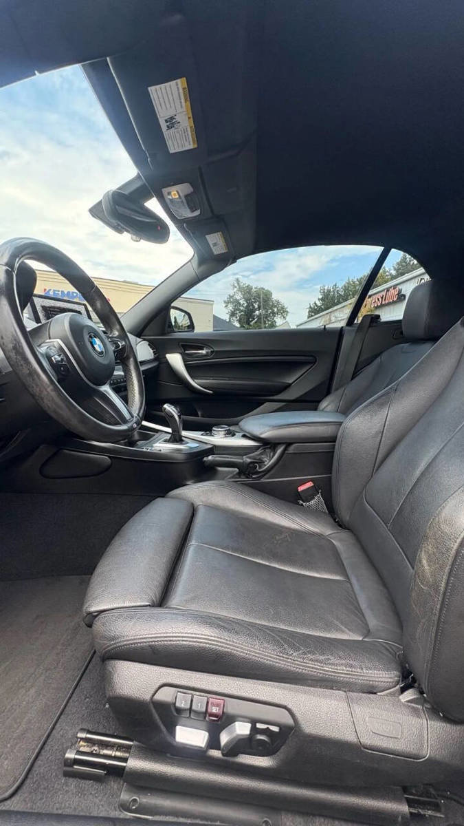 Used 2016 BMW M235i Convertible image 6