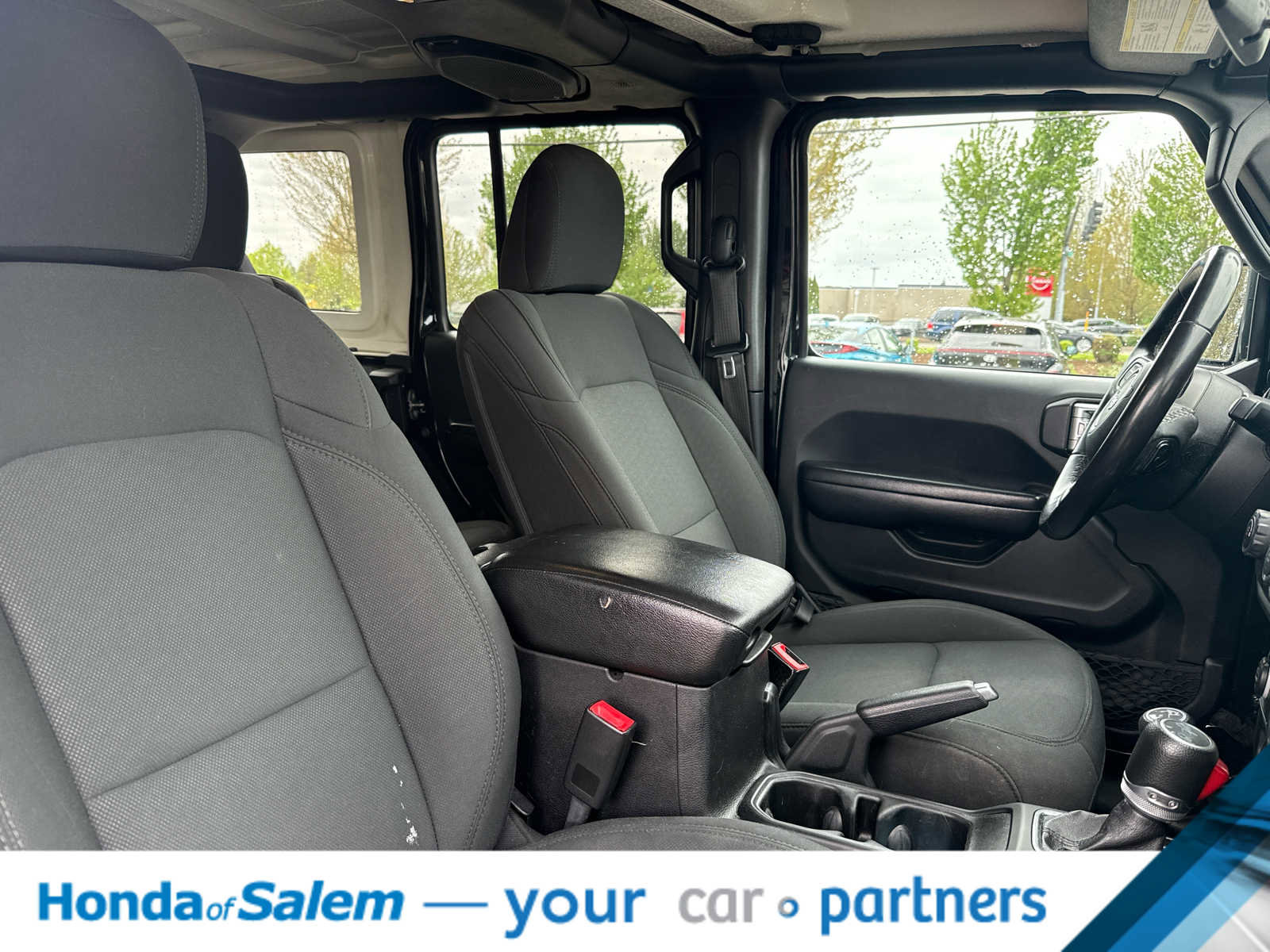 Used 2019 Jeep Wrangler Unlimited Sport S AWD/4WD image 14