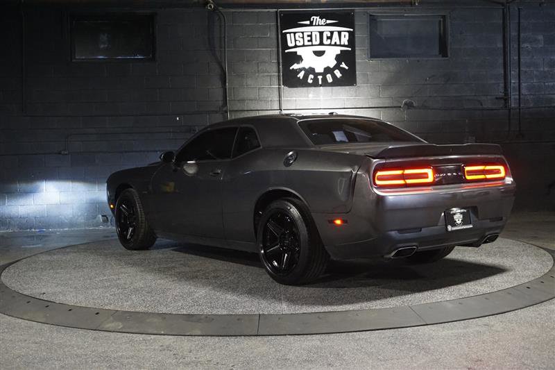 Used 2018 Dodge Challenger R/T w/ Blacktop Package image 6