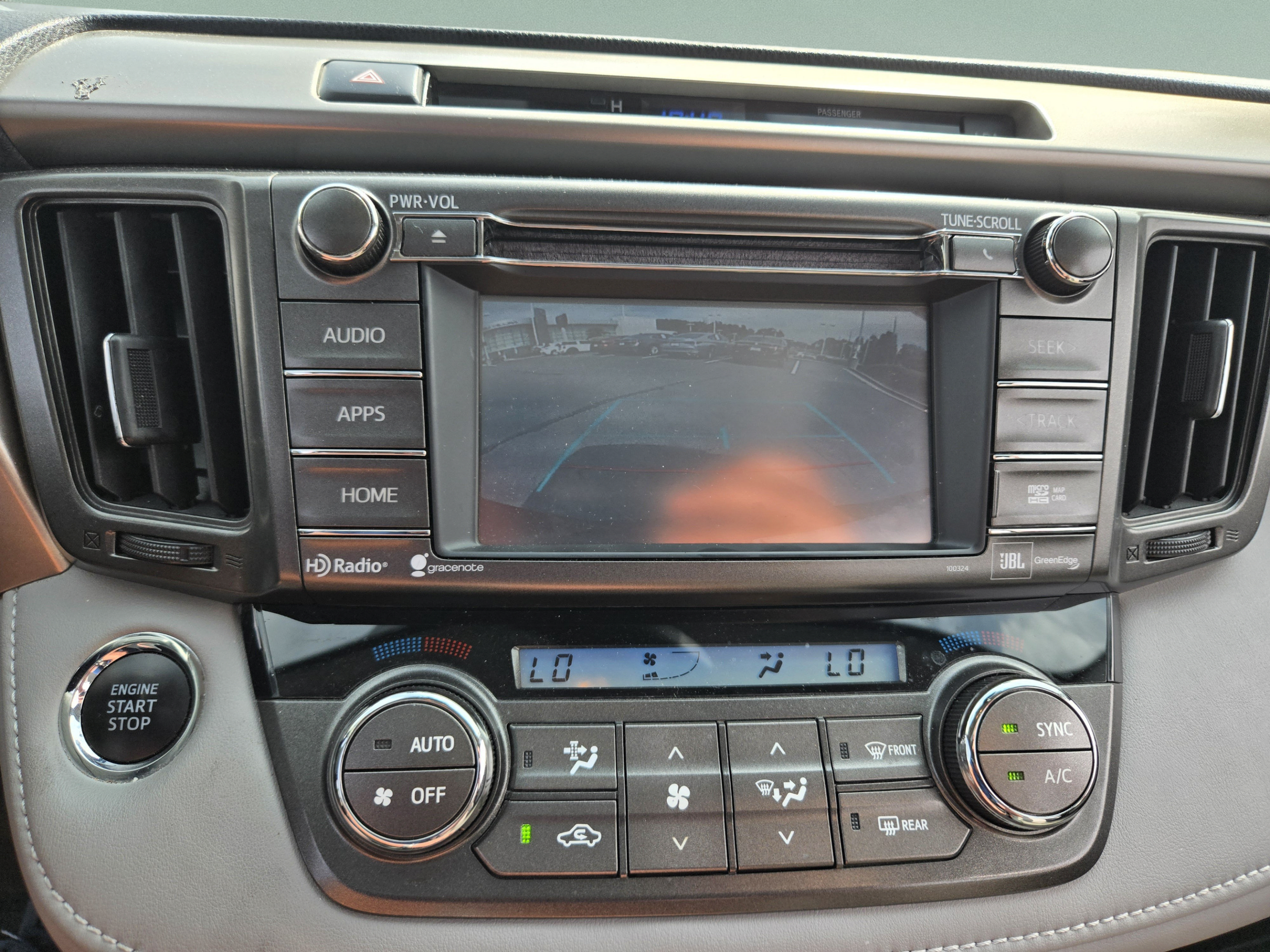 Used 2015 Toyota RAV4 Limited w/ Technology Package FWD image 18