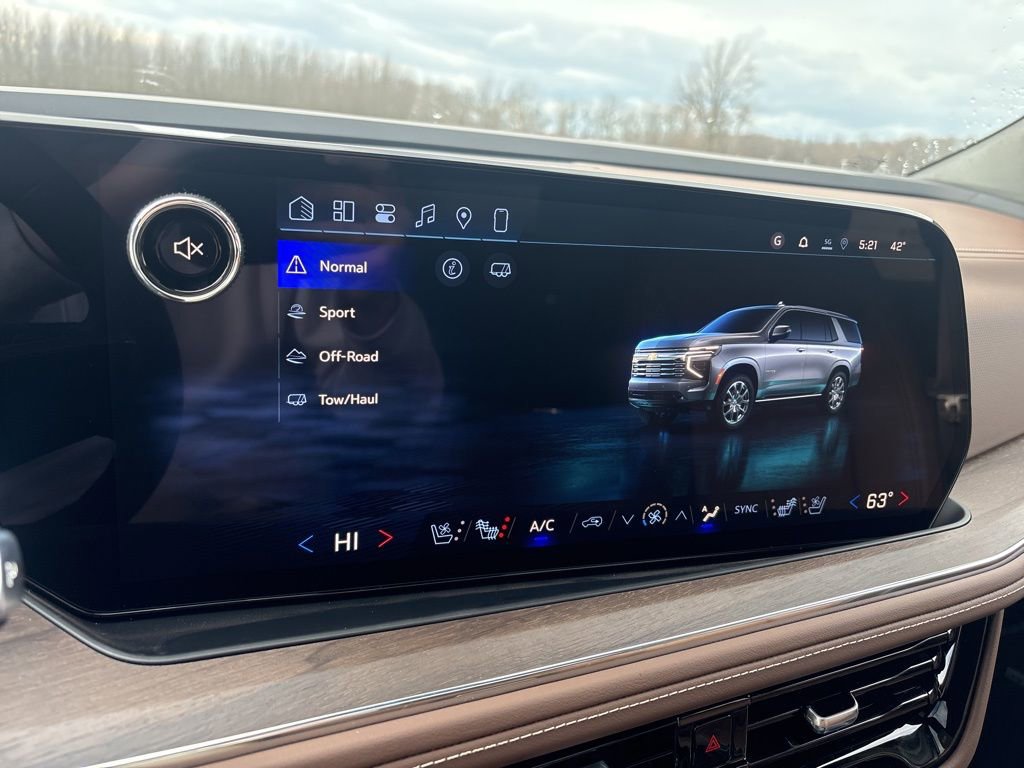 New 2026 Chevrolet Tahoe High Country w/ LPO, Illumination Package AWD/4WD image 32