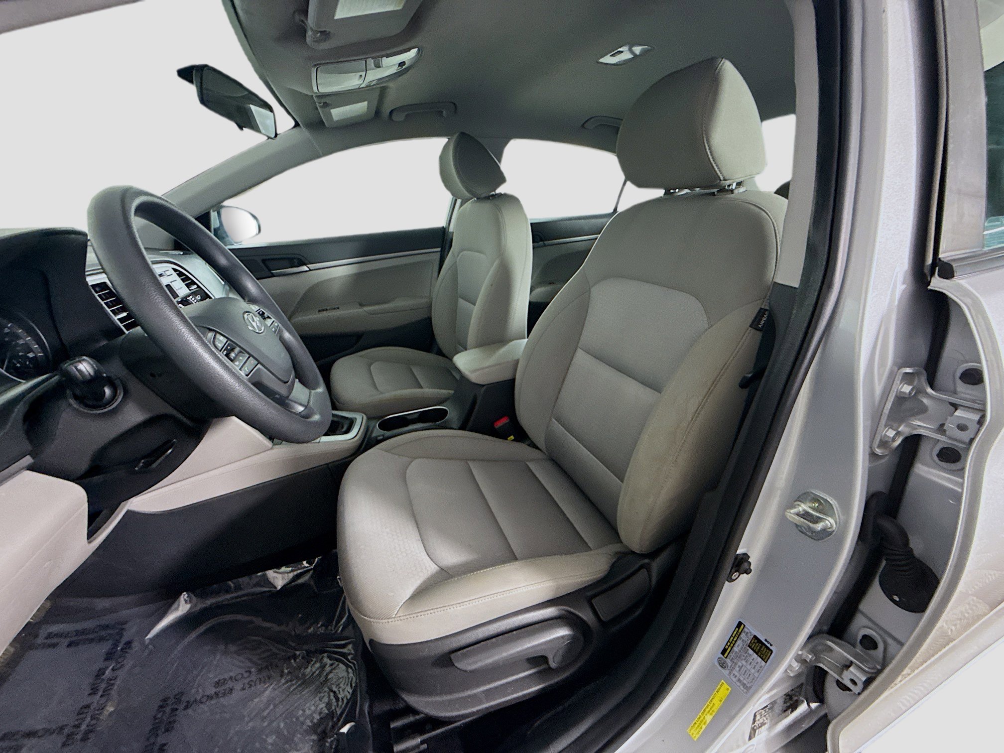 Used 2017 Hyundai Elantra SE w/ Cargo Package image 20