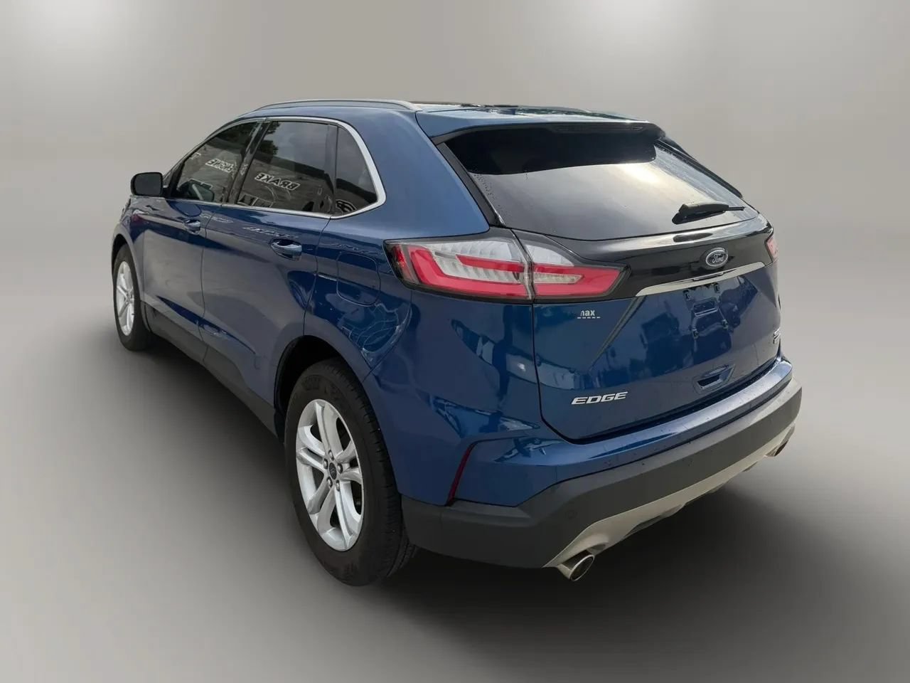 Used 2020 Ford Edge SEL w/ Convenience Package FWD image 5