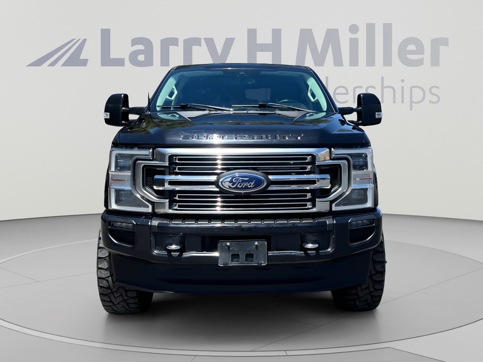 Used 2021 Ford F350 Limited w/ FX4 Off-Road Package AWD/4WD image 8