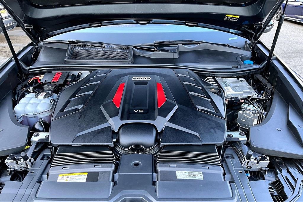 Used 2023 Audi SQ8 Premium Plus w/ SQ8 Luxury Package image 30