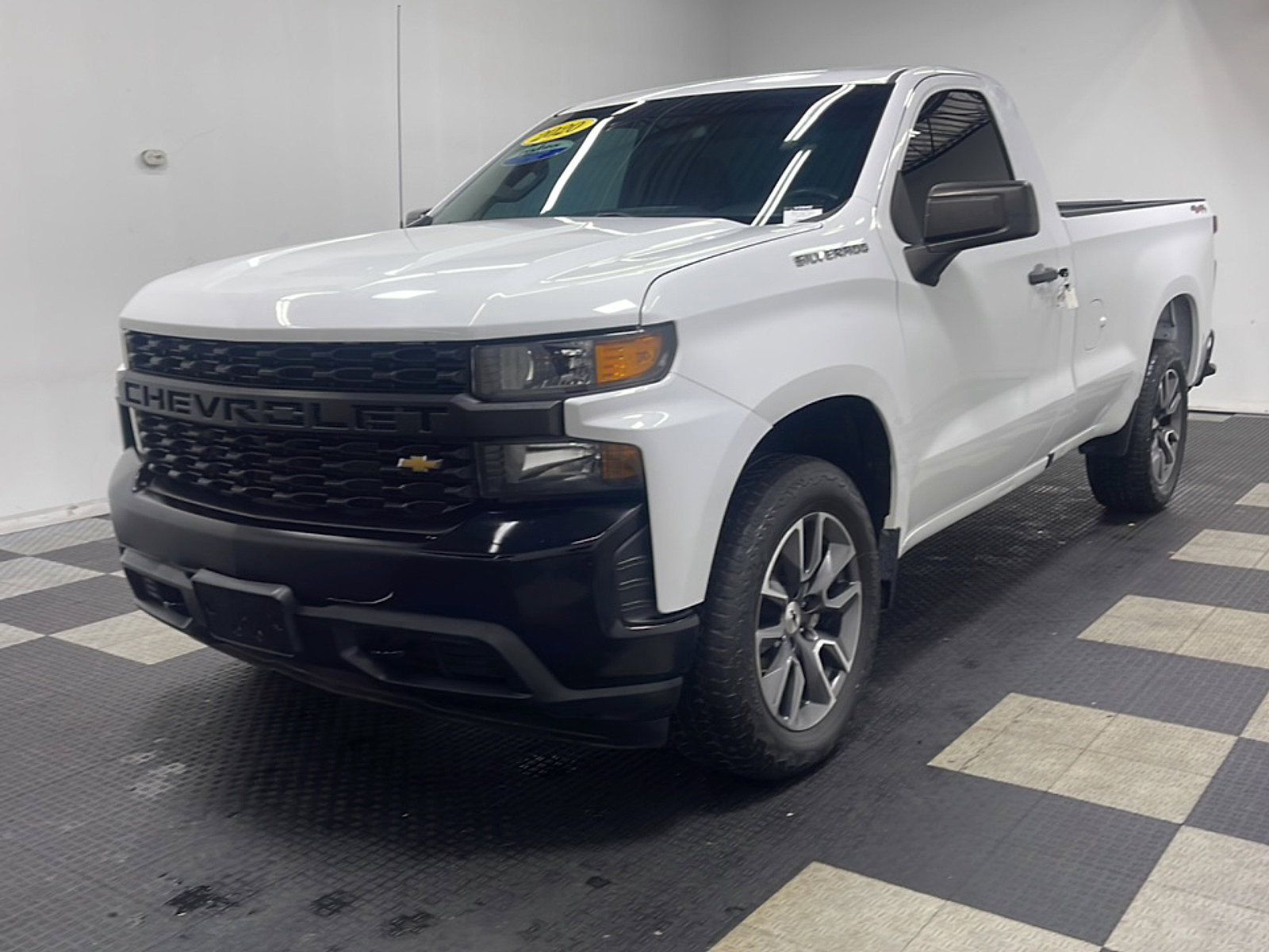 Used 2020 Chevrolet Silverado 1500 W/T AWD/4WD image 1