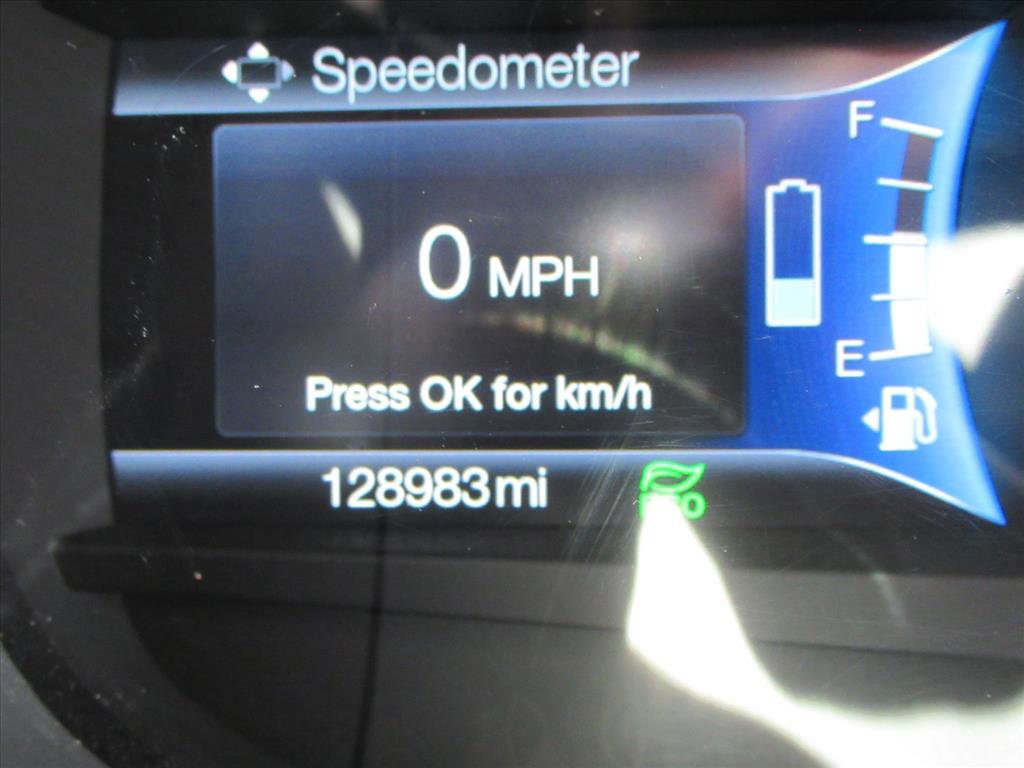 Used 2017 Ford Fusion SE w/ Equipment Group 601A image 24