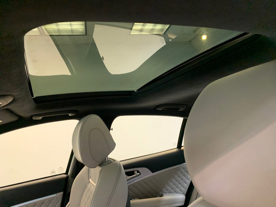 Used 2023 Genesis G70 3.3T w/ Sport Prestige Package image 21