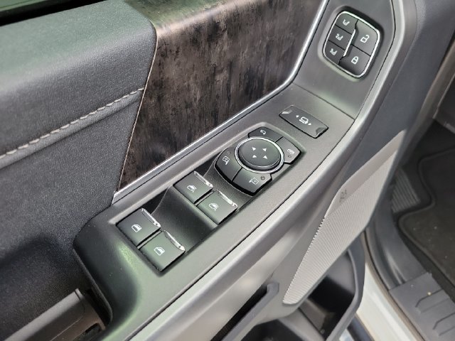 Used 2026 Ford F250 Lariat AWD/4WD image 16