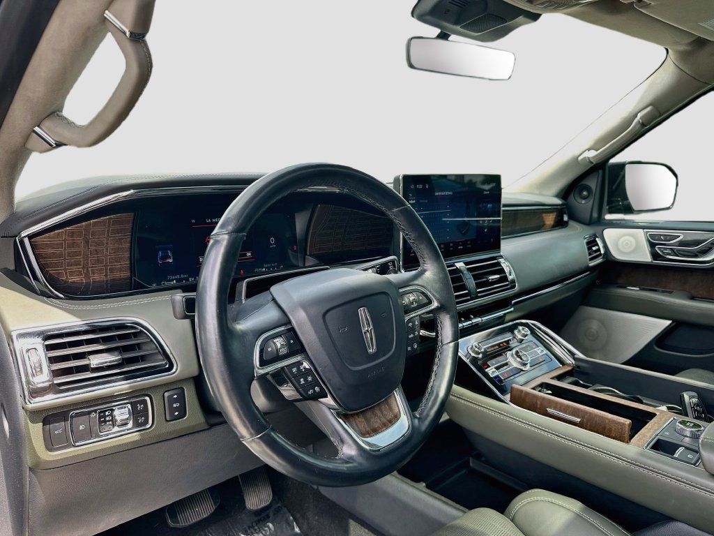 Used 2022 Lincoln Navigator L Black Label AWD/4WD image 9