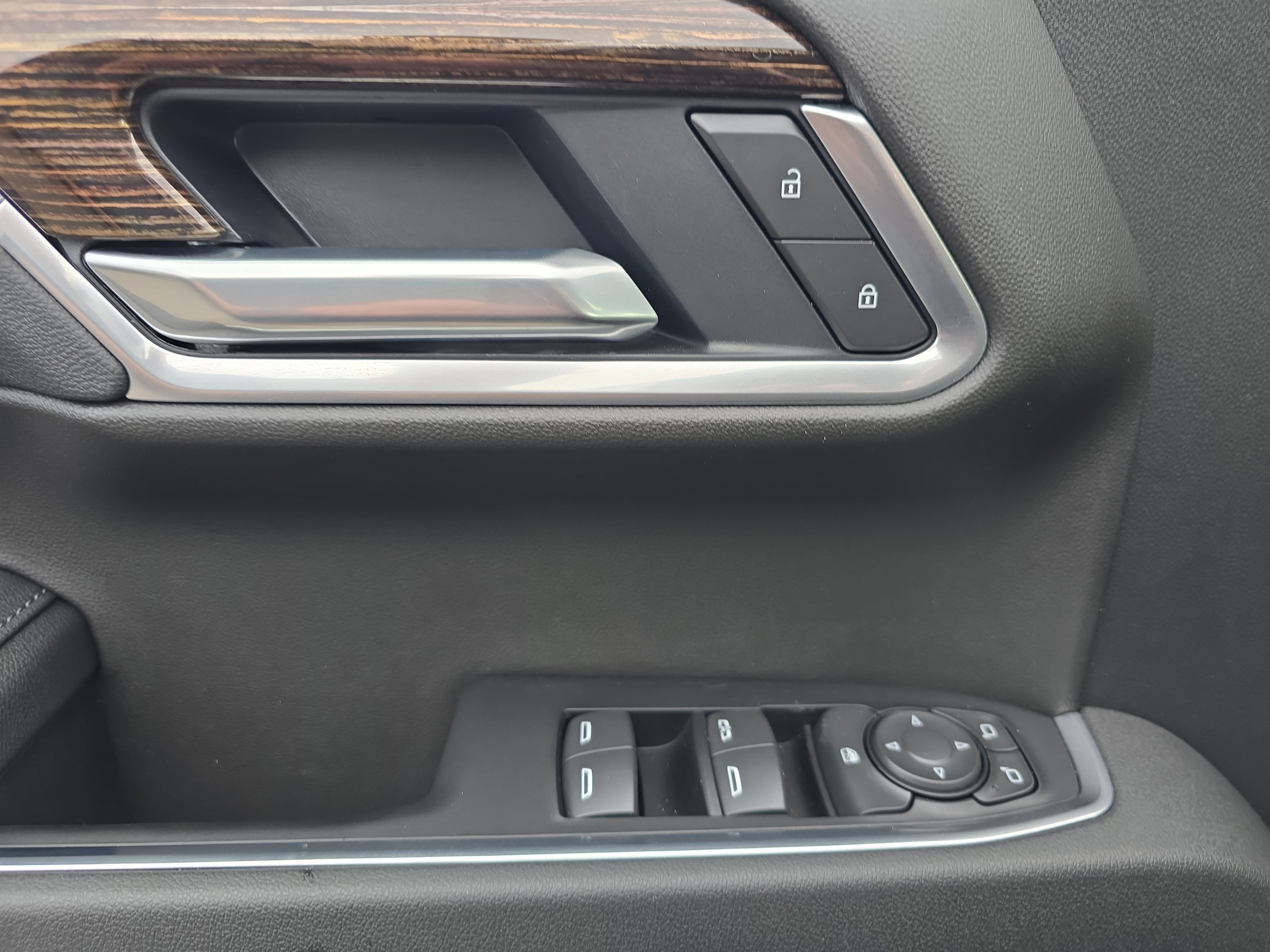 New 2026 GMC Sierra 1500 Elevation w/ Preferred Package AWD/4WD image 19