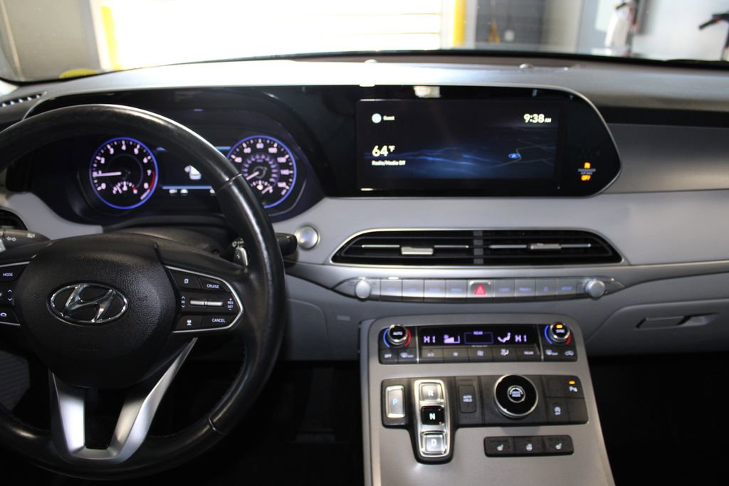 Used 2022 Hyundai Palisade SEL w/ Premium Package FWD image 25