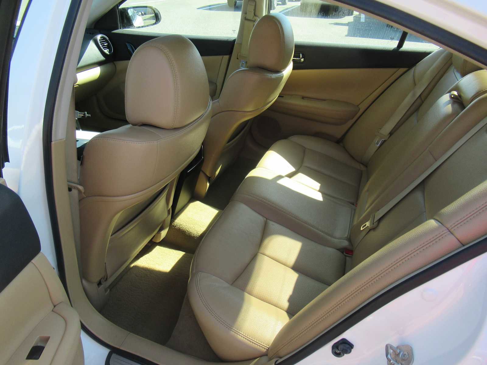 Used 2011 Nissan Maxima 3.5 SV w/ Monitor Pkg image 16