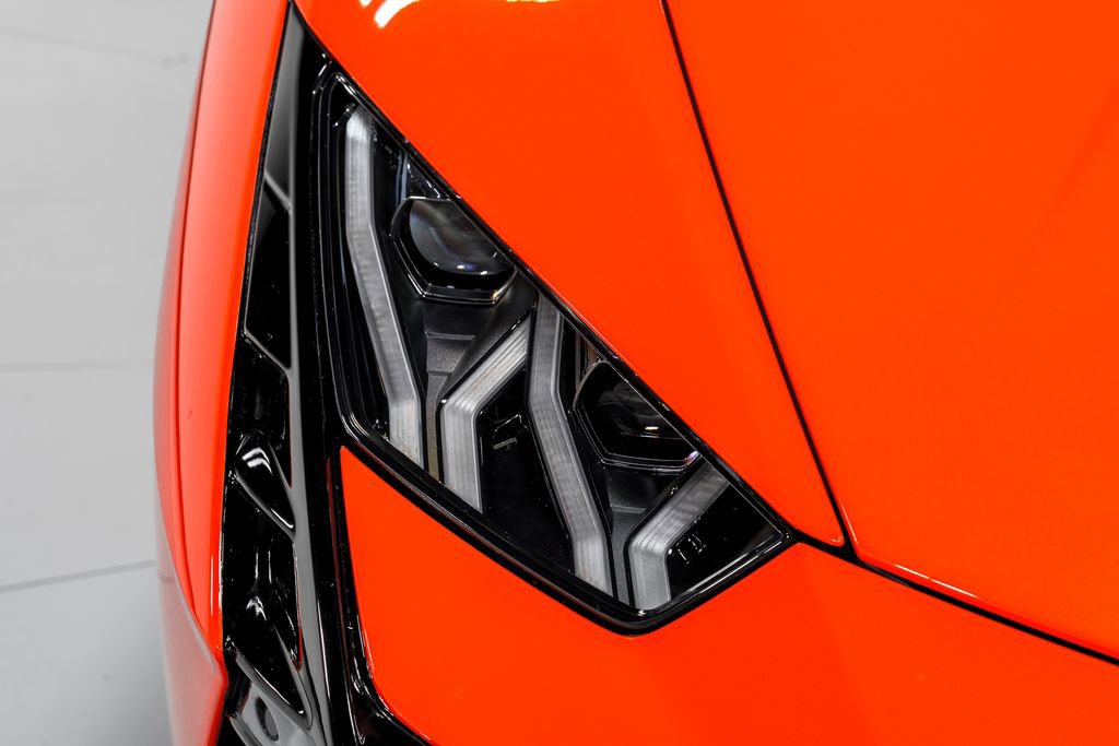 Used 2023 Lamborghini Huracan Tecnica RWD image 43