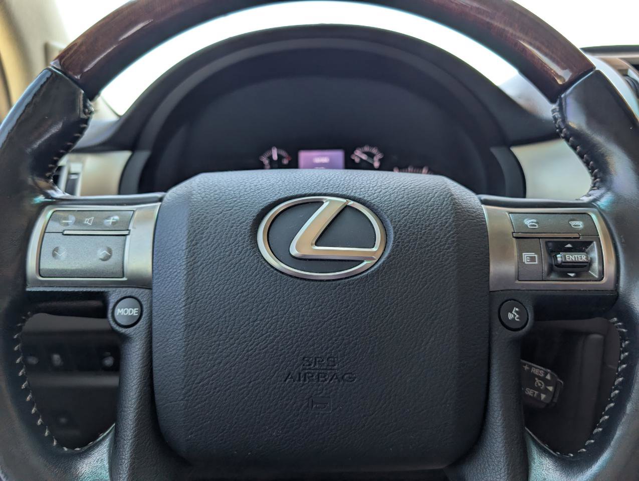 Used 2016 Lexus GX 460 Luxury w/ Preferred Accessory Package AWD/4WD image 14