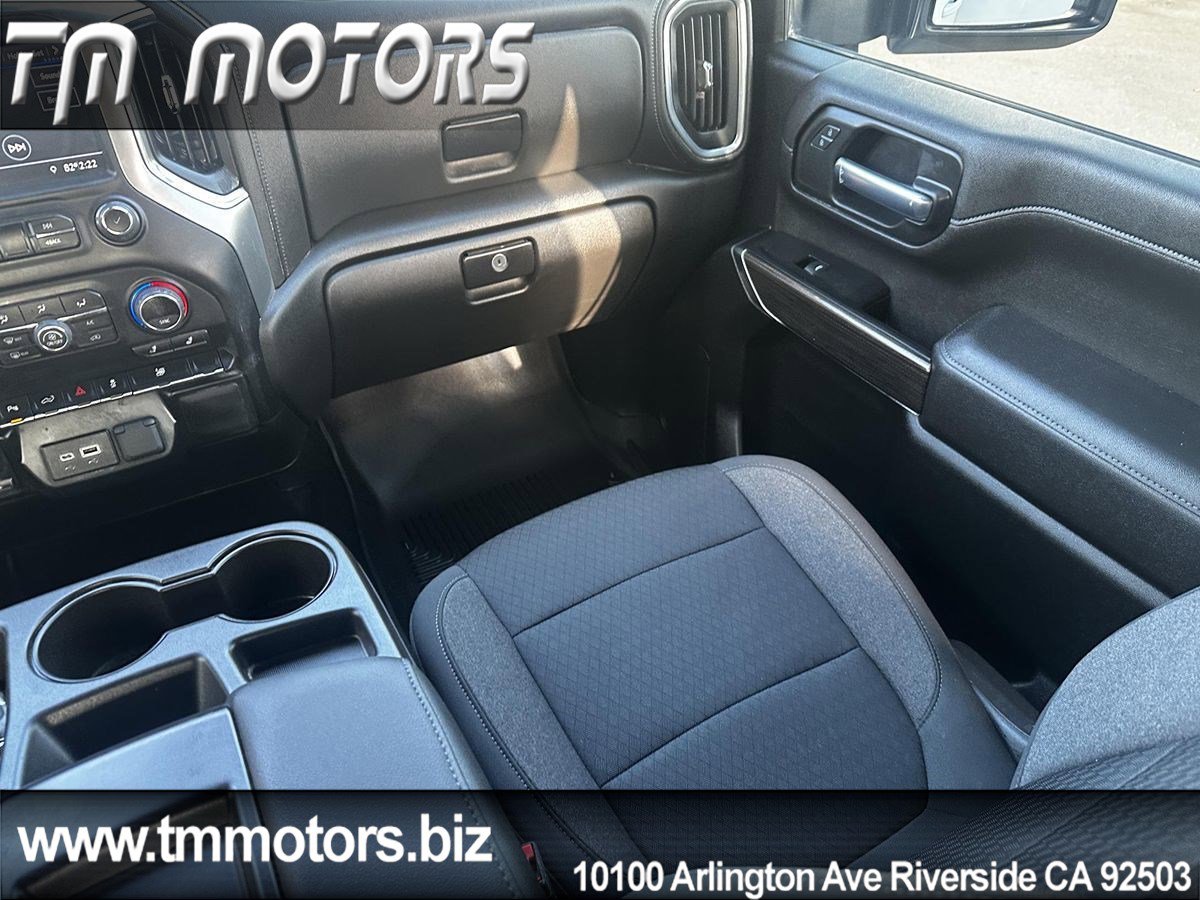 Used 2022 Chevrolet Silverado 2500 LT w/ Convenience Package image 12