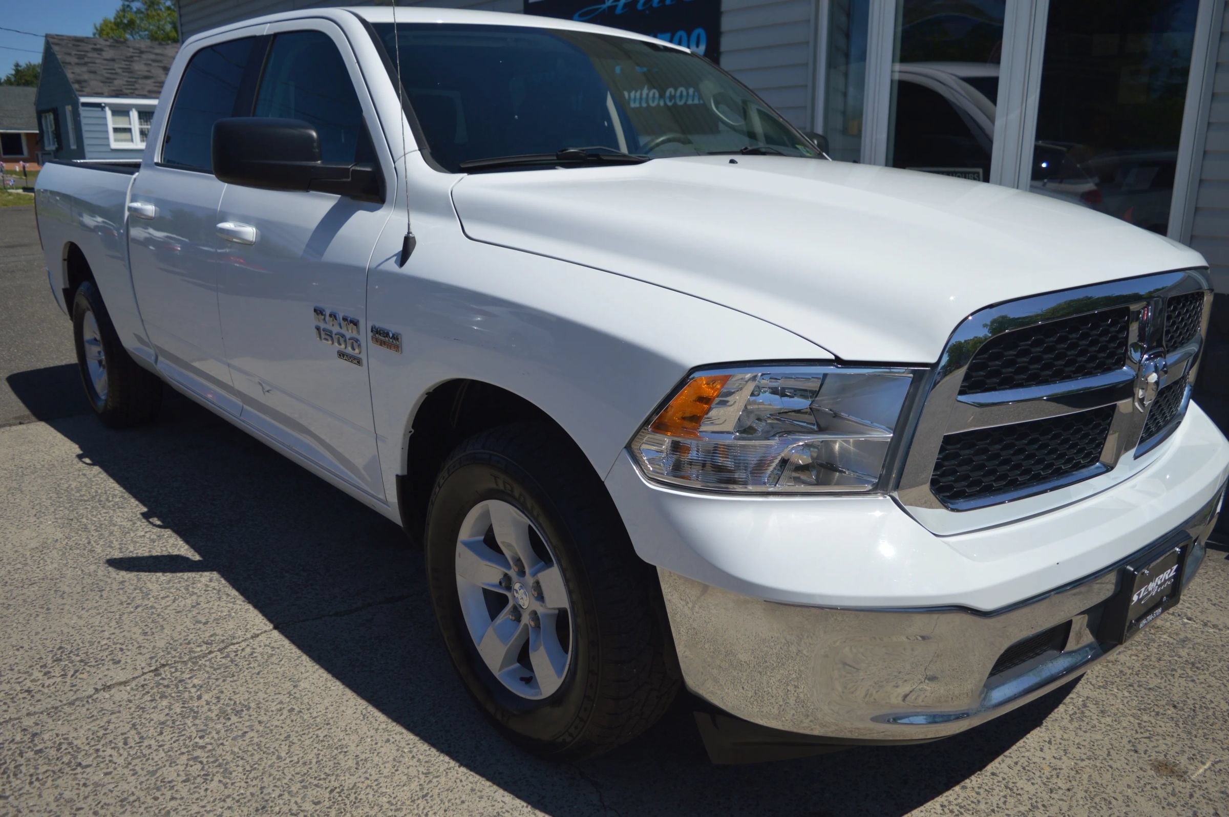 Used 2020 RAM 1500 Classic SLT RWD image 7
